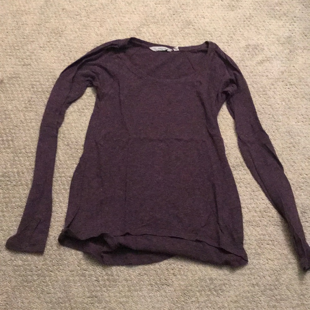 Athleta long sleeve shirt